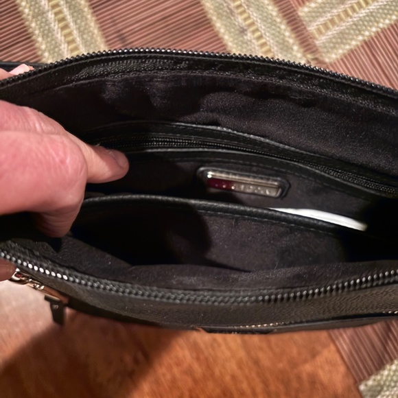 Medium sized Rosetti purse. New. - Picture 4 of 9